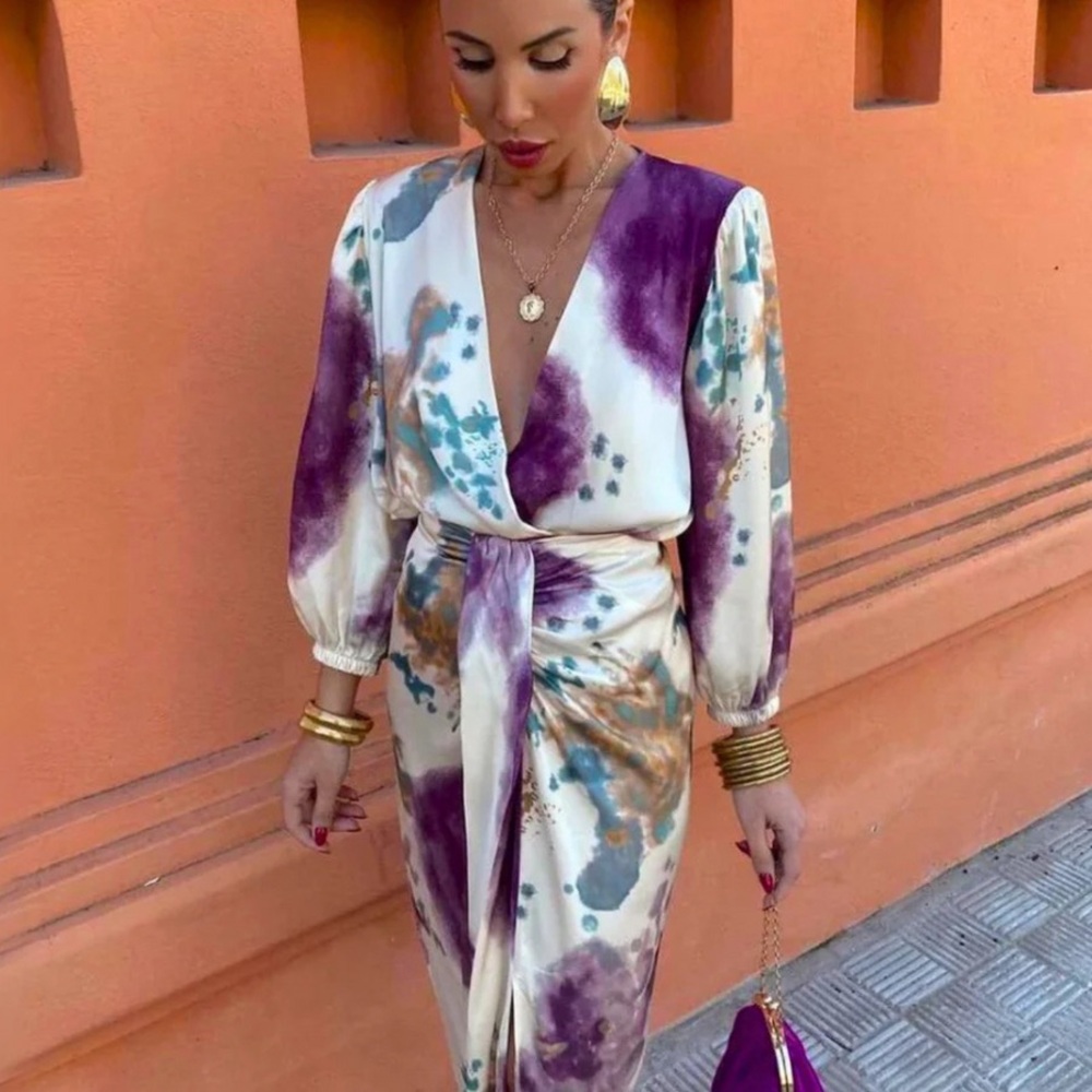 Chic Two Piece Dress with Long Sleeves